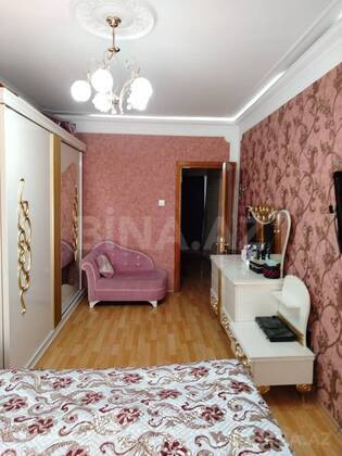 4 otaqlı Köhnə tikili, Həzi Aslanov m., Bakı