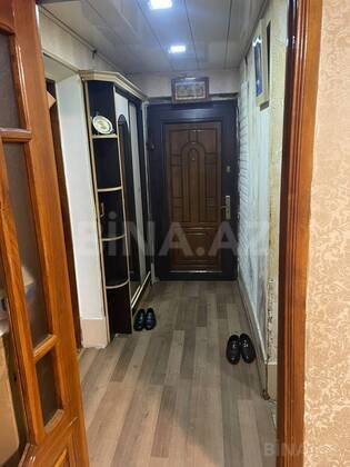 3 otaqlı Köhnə tikili, Elmlər Akademiyası m., Bakı
