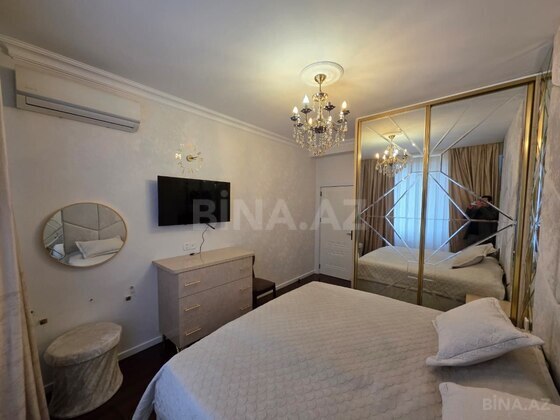2 otaqlı Yeni tikili, 8 Noyabr m., Bakı