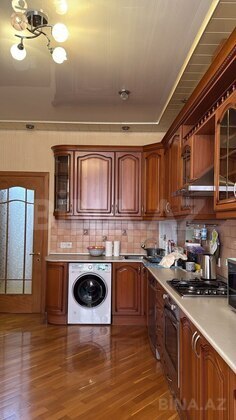 4 otaqlı Yeni tikili, Nəriman Nərimanov m., Bakı