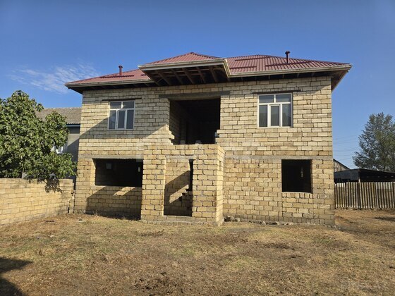 8 otaqlı Həyət evi/Bağ evi, Lənkəran