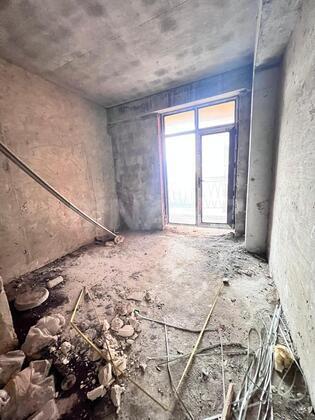 3 otaqlı Yeni tikili, Qara Qarayev m., Bakı