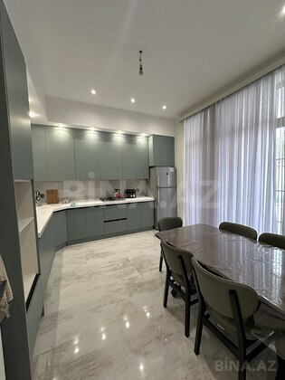 4 otaqlı Həyət evi/Bağ evi, Novxanı q., Bakı