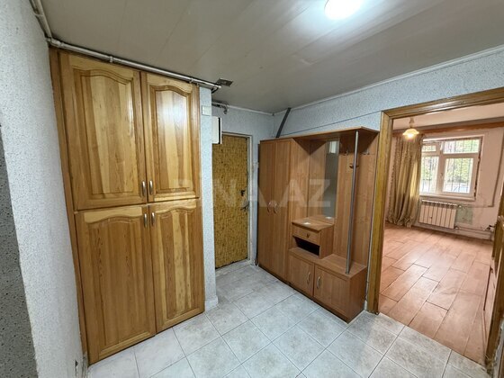 3 otaqlı Köhnə tikili, Neftçilər m., Bakı