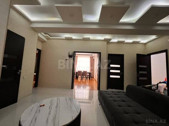 3 otaqlı Yeni tikili, Qara Qarayev m., Bakı