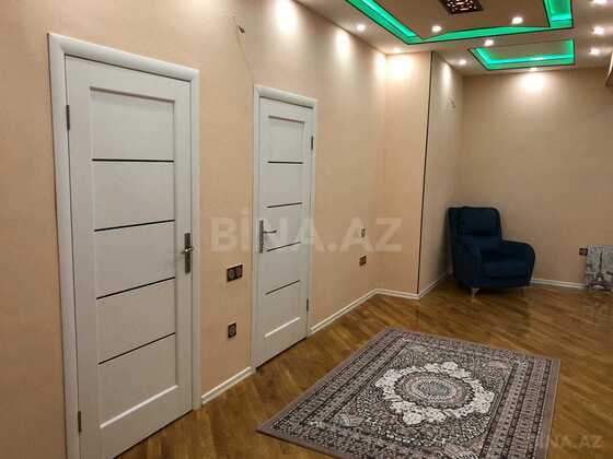 3 otaqlı Yeni tikili, Şah İsmayıl Xətai m., Bakı