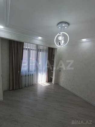 3 otaqlı Köhnə tikili, Xalqlar Dostluğu m., Bakı