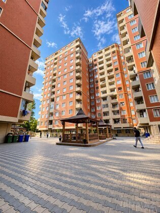 3 otaqlı Yeni tikili, Memar Əcəmi m., Bakı