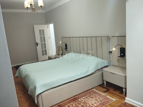 3 otaqlı Köhnə tikili, Köhnə Günəşli q., Bakı