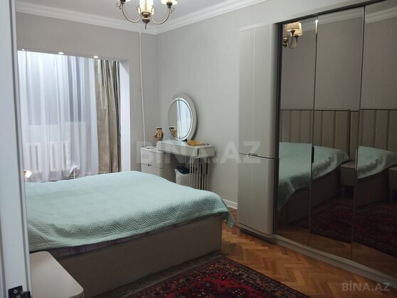 3 otaqlı Köhnə tikili, Köhnə Günəşli q., Bakı