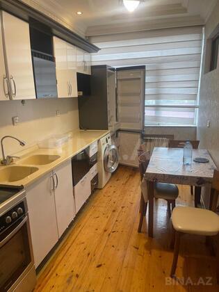 3 otaqlı Yeni tikili, Şah İsmayıl Xətai m., Bakı