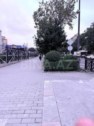 3 otaqlı Köhnə tikili, Elmlər Akademiyası m., Bakı