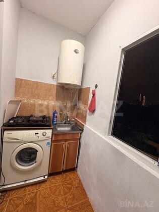1 otaqlı Köhnə tikili, 28 May m., Bakı