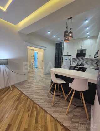 2 otaqlı Yeni tikili, Qara Qarayev m., Bakı