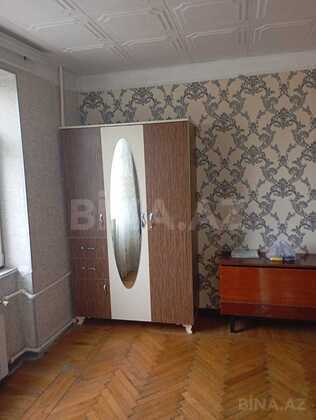 2 otaqlı Köhnə tikili, Şah İsmayıl Xətai m., Bakı