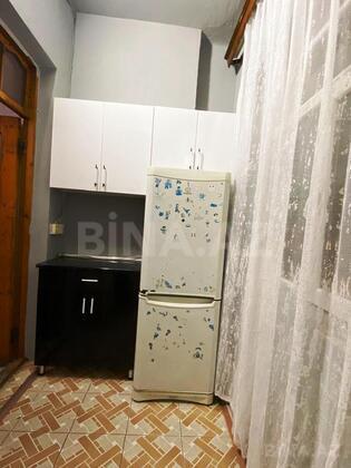 3 otaqlı Köhnə tikili, Gənclik m., Bakı