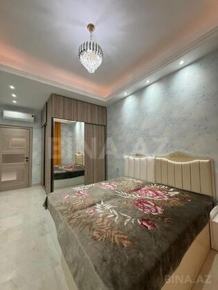 3 otaqlı Yeni tikili, Şah İsmayıl Xətai m., Bakı