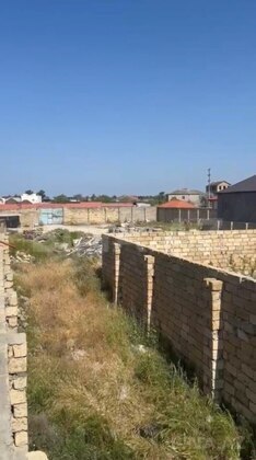 Torpaq Pirşağı q., Bakı