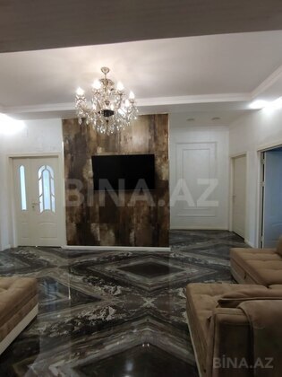 4 otaqlı Yeni tikili, Bakıxanov q., Bakı