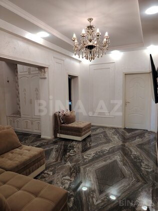 4 otaqlı Yeni tikili, Bakıxanov q., Bakı
