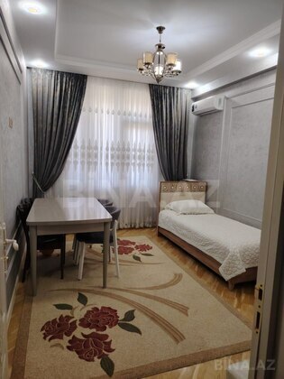 4 otaqlı Yeni tikili, Bakıxanov q., Bakı