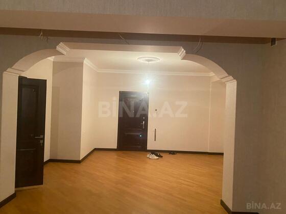 4 otaqlı Yeni tikili, Qara Qarayev m., Bakı
