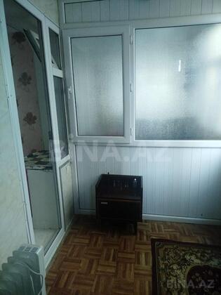 4 otaqlı Köhnə tikili, Elmlər Akademiyası m., Bakı
