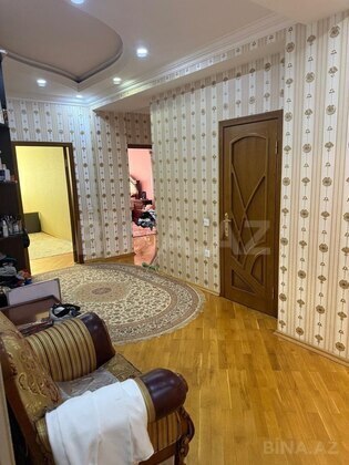 3 otaqlı Yeni tikili, İnşaatçılar m., Bakı