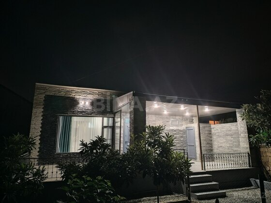 3 otaqlı Həyət evi/Bağ evi, Binə q., Bakı