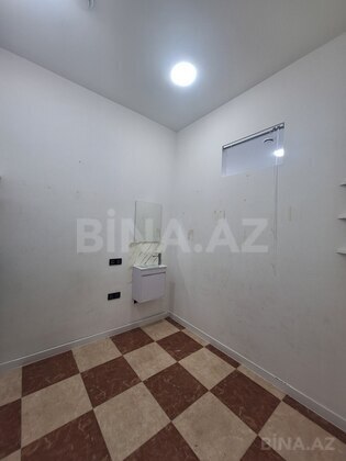 4 otaqlı Köhnə tikili, İnşaatçılar m., Bakı