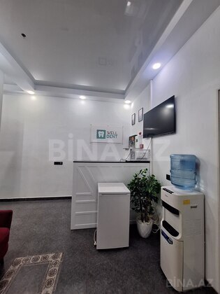 4 otaqlı Köhnə tikili, İnşaatçılar m., Bakı