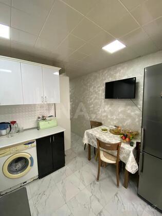 2 otaqlı Köhnə tikili, Bakıxanov q., Bakı
