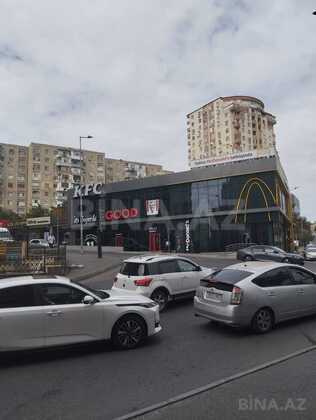 2 otaqlı Köhnə tikili, İnşaatçılar m., Bakı