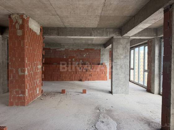 4 otaqlı Yeni tikili, Koroğlu m., Bakı