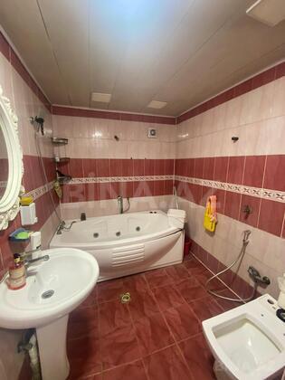 6 otaqlı Həyət evi/Bağ evi, Bakıxanov q., Bakı