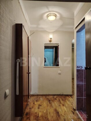 1 otaqlı Köhnə tikili, Elmlər Akademiyası m., Bakı