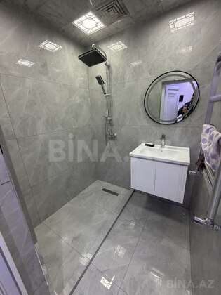3 otaqlı Köhnə tikili, Xalqlar Dostluğu m., Bakı