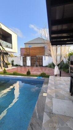 6 otaqlı Həyət evi/Bağ evi, Novxanı q., Bakı