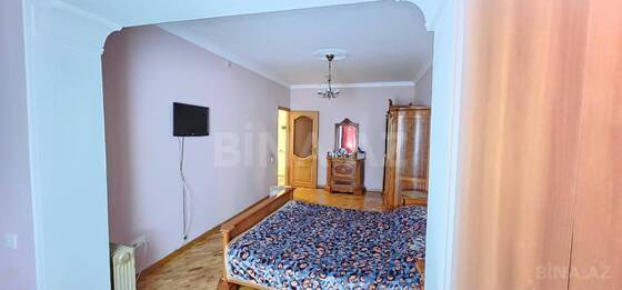 4 otaqlı Köhnə tikili, Nəsimi m., Bakı