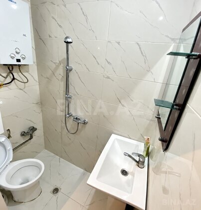 2 otaqlı Köhnə tikili, İnşaatçılar m., Bakı