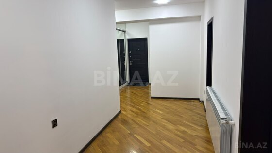 3 otaqlı Yeni tikili, İnşaatçılar m., Bakı