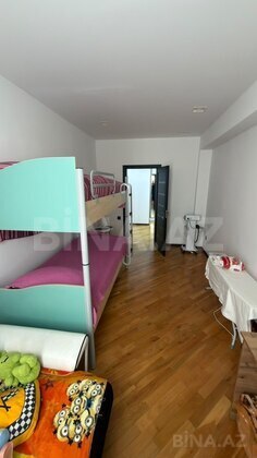 3 otaqlı Yeni tikili, İnşaatçılar m., Bakı