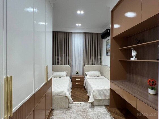 3 otaqlı Yeni tikili, 28 May m., Bakı