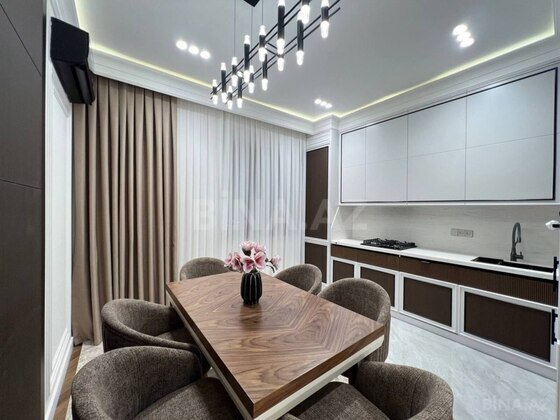 3 otaqlı Yeni tikili, 28 May m., Bakı