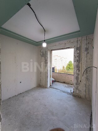 5 otaqlı Köhnə tikili, Xalqlar Dostluğu m., Bakı