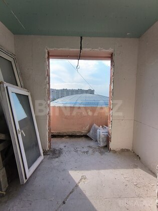 5 otaqlı Köhnə tikili, Xalqlar Dostluğu m., Bakı