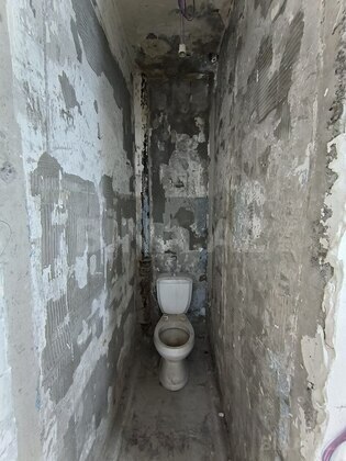 5 otaqlı Köhnə tikili, Xalqlar Dostluğu m., Bakı