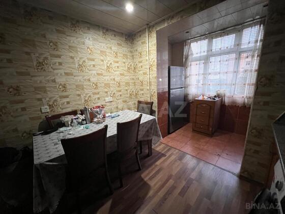 3 otaqlı Köhnə tikili, Yeni Günəşli q., Bakı