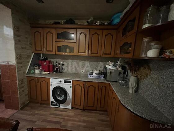 3 otaqlı Köhnə tikili, Yeni Günəşli q., Bakı