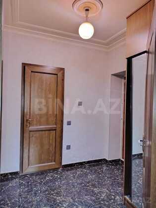 2 otaqlı Köhnə tikili, Elmlər Akademiyası m., Bakı